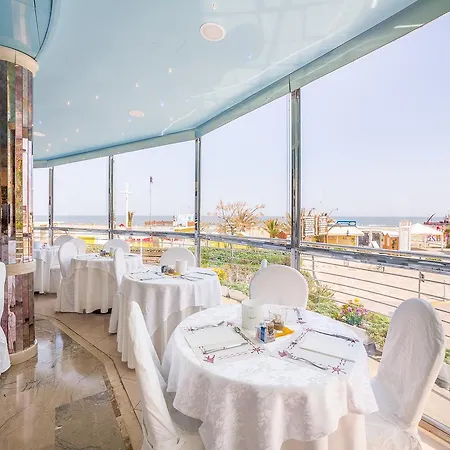 Des Nations - Vintage Sul Mare 4*