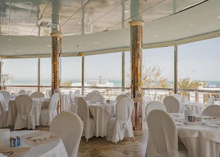 Des Nations - Vintage Sul Mare Hotel