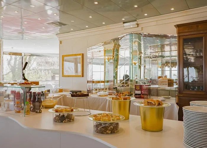 Des Nations - Vintage Sul Mare Hotel