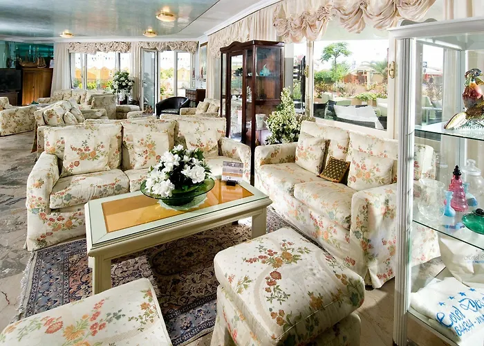 Des Nations - Vintage Sul Mare Hotel