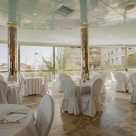 Des Nations - Vintage Sul Mare Hotell