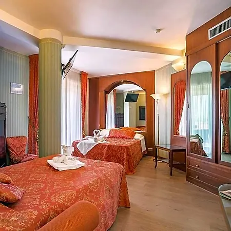Des Nations - Vintage Sul Mare Hotel