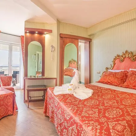 Des Nations - Vintage Sul Mare Hotel