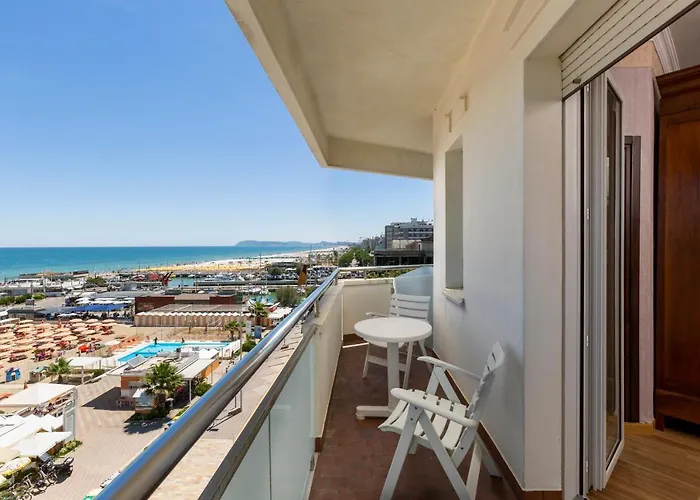 Hotel Des Nations - Vintage Sul Mare Riccione