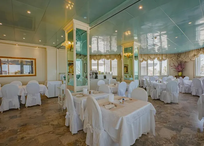 Des Nations - Vintage Sul Mare Hotel Riccione